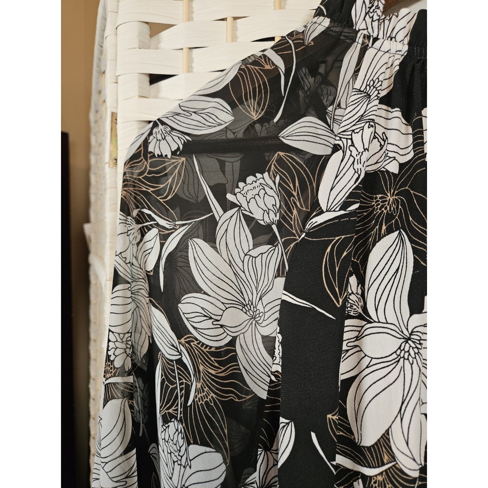Beacon Apparel Womens XL Blouse Floral Black/White Bloomcore Work - Picture 4 of 7